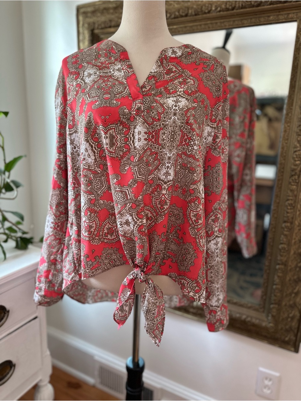Chicos size 3 blouse XL flowy front knot office lightweight feminine top errands